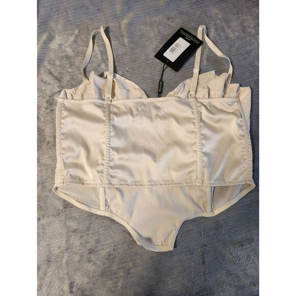 NWT PrettyLittleThing Size 10 US Champagne Satin Square Hem Corset Tank Top - Picture 2 of 3